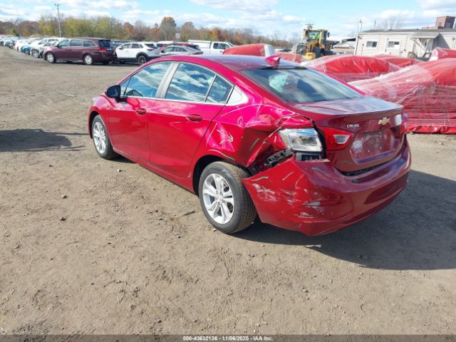 2019 CHEVROLET CRUZE 1G1BE5SMXK7125386 Photo 2