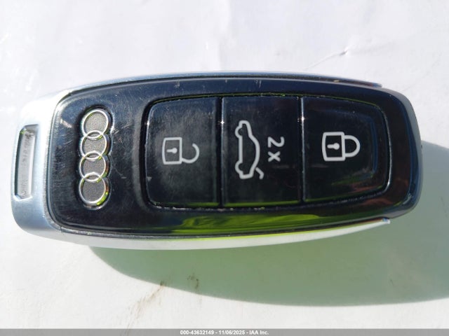 2024 AUDI Q8 E-TRON WA15AAGE5RB034943 Photo 10