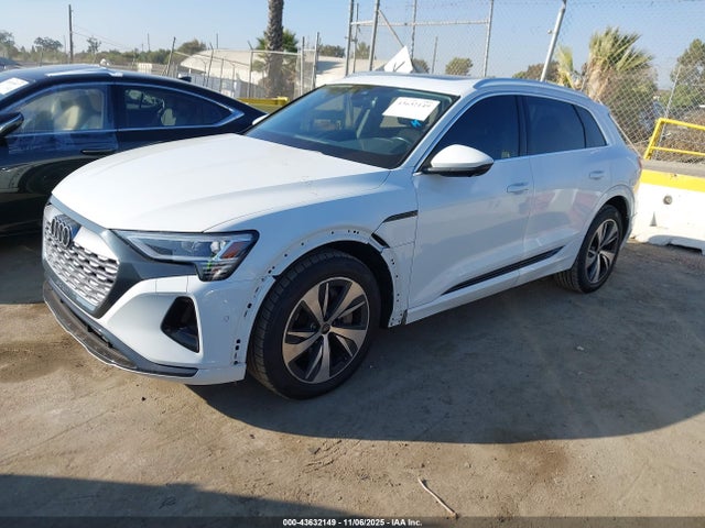 2024 AUDI Q8 E-TRON WA15AAGE5RB034943 Photo 1