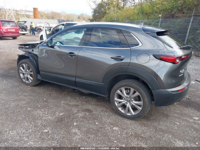 2022 MAZDA CX-30 3MVDMBDL3NM403656 Photo 2