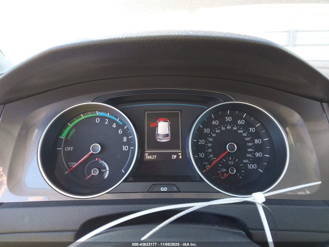 WVWPP7AU2FW903082 Volkswagen E-golf Sel Premium