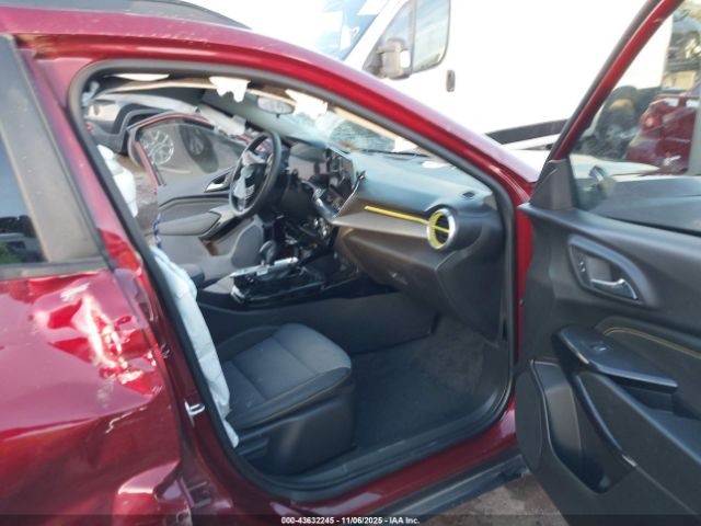 2025 CHEVROLET TRAX KL77LHEP8SC204084 Photo 4