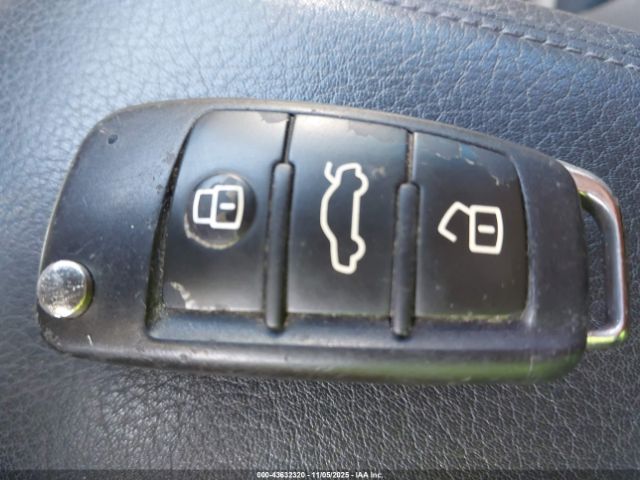 2016 AUDI A3 WAUA7GFF4G1064645 Photo 10