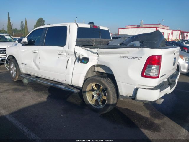 2022 RAM 1500 1C6RREFM5NN274493 Photo 2
