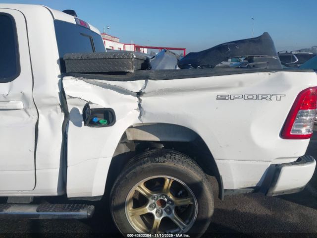 2022 RAM 1500 1C6RREFM5NN274493 Photo 5