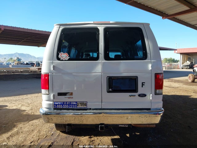 Ford E-350 Super Duty Xlt 2014 1FBNE3BLXEDA15318 Image 16