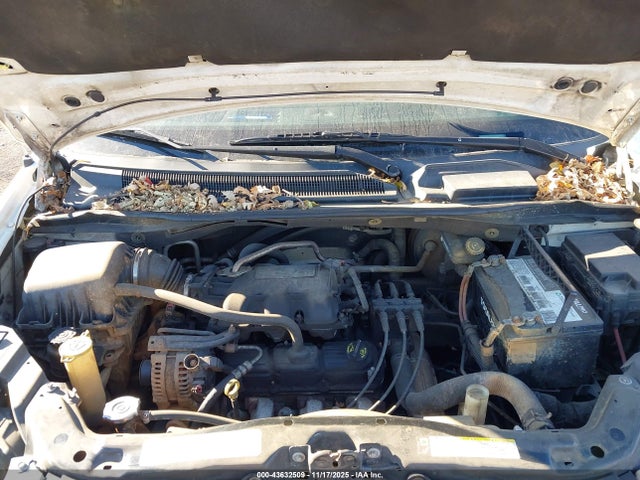 43632509 :رقم المزاد ، 2A4RR8D12AR427616 vin ، 2010 Chrysler Town & Country Touring Plus مزاد بيع