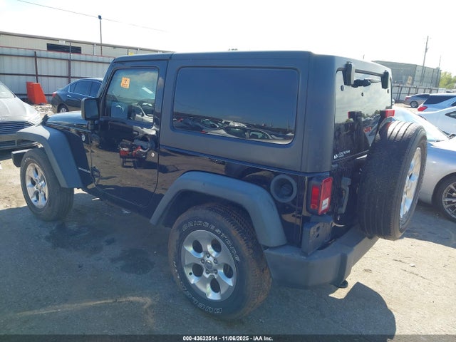 2015 JEEP WRANGLER 1C4AJWAG6FL667405 Photo 2