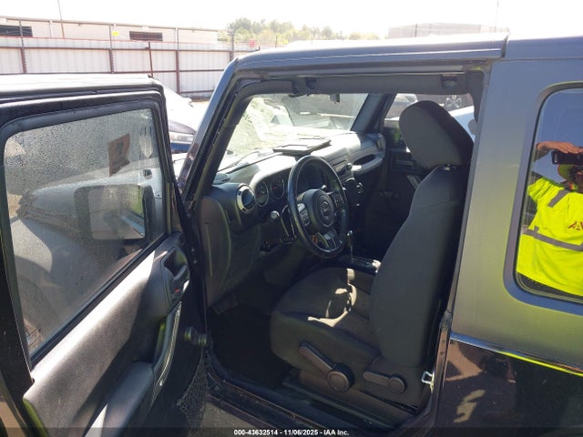 2015 JEEP WRANGLER 1C4AJWAG6FL667405 Photo 4