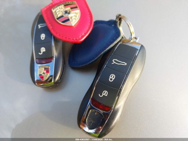 2012 PORSCHE PANAMERA WP0AC2A7XCL090621 Photo 10