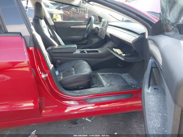 2022 TESLA MODEL 3 5YJ3E1EB7NF163073 Photo 4
