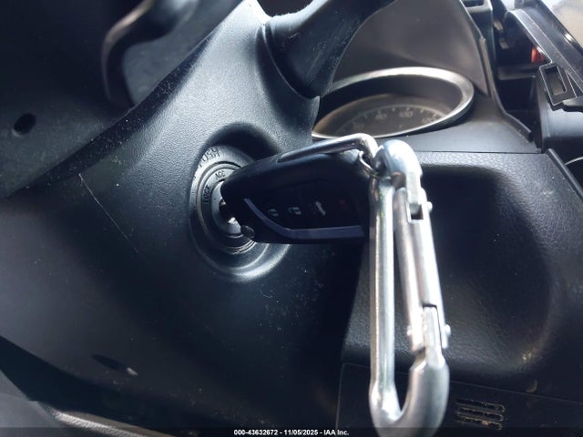 4T1G11AK6LU326377 Toyota CAMRY SE