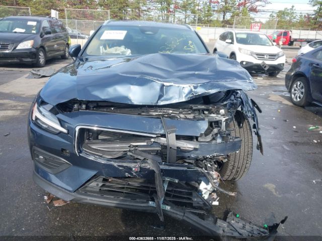 2025 VOLVO V60 CROSS COUNTRY YV4L12WL9S2147185 Photo 5