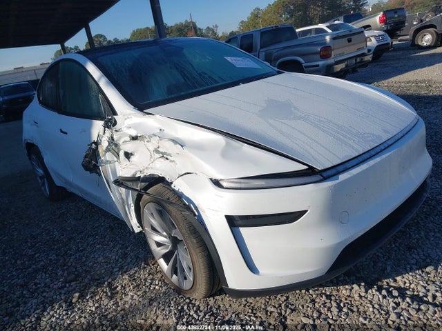 2026 TESLA MODEL Y 7SAYGDED3TA477884 Photo 0