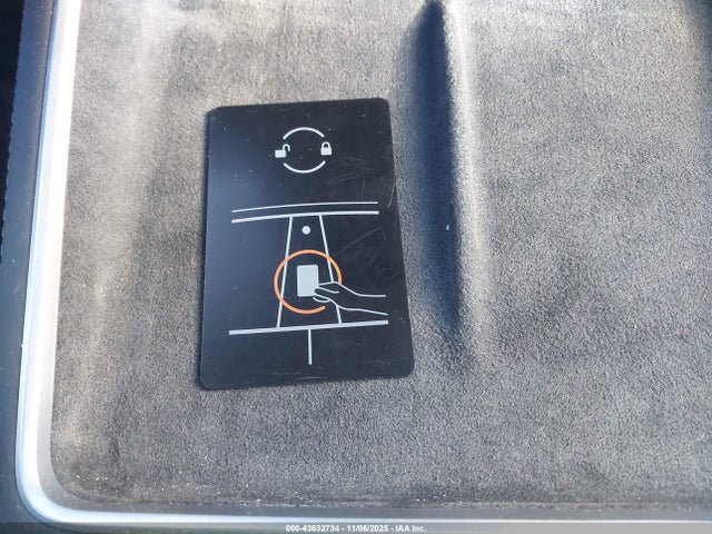 2026 TESLA MODEL Y 7SAYGDED3TA477884 Photo 10