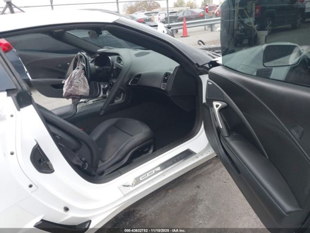 2017 CHEVROLET CORVETTE 1G1YP2D66H5600408 Photo 4