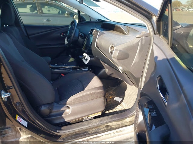 JTDKARFU0H3053456 Toyota Prius Three