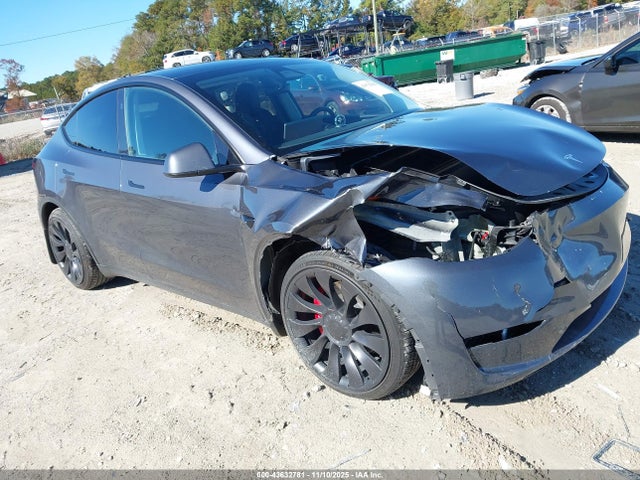 2023 TESLA MODEL Y 7SAYGDEFXPF942896 Photo 0