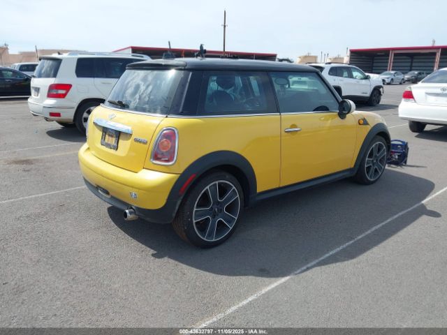 2008 MINI COOPER WMWMF335X8TT61400 Photo 3