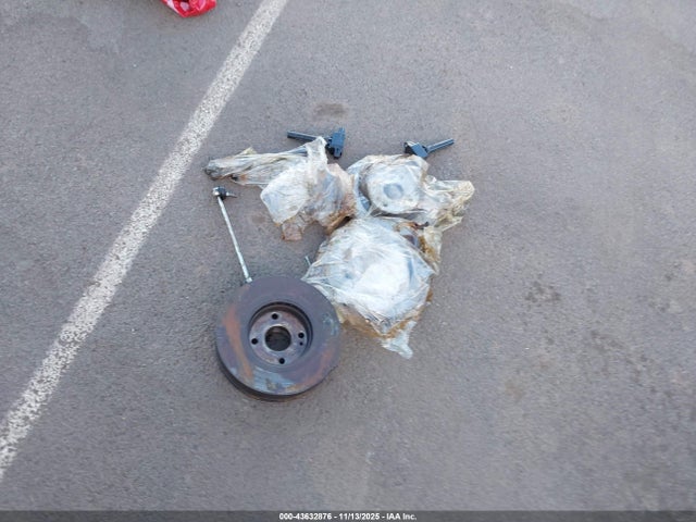 3MYDLBYV9HY185608 Toyota YARIS IA