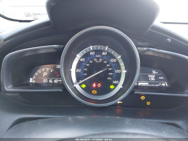3MYDLBYV9HY185608 Toyota YARIS IA
