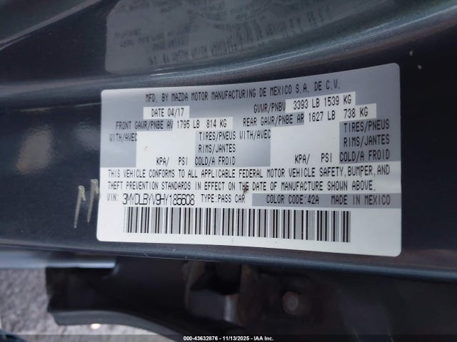3MYDLBYV9HY185608 Toyota YARIS IA