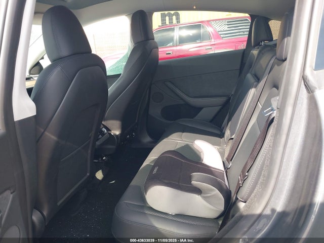 2023 TESLA MODEL Y 7SAYGDEE1PA208653 Photo 7