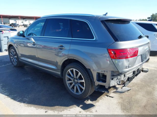 2017 AUDI Q7 WA1LAAF78HD029927 Photo 2
