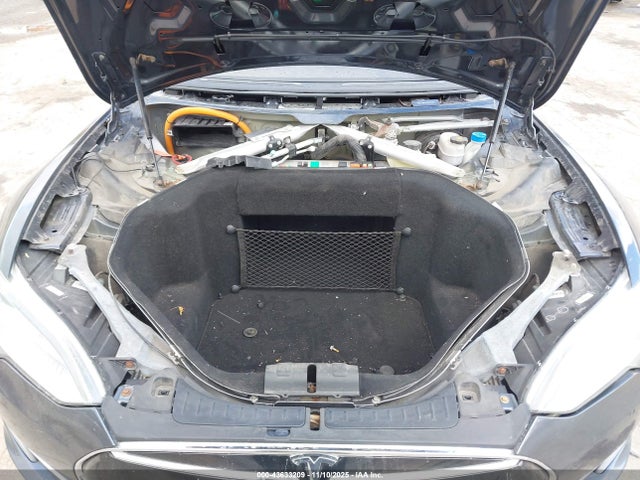 2014 TESLA MODEL S 5YJSA1H15EFP51824 Photo 9