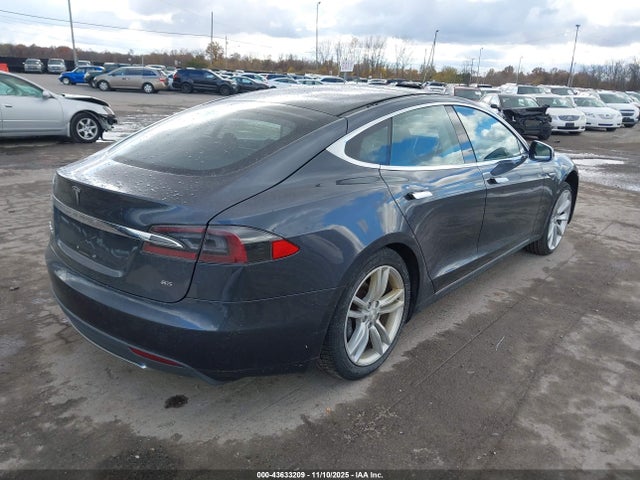 2014 TESLA MODEL S 5YJSA1H15EFP51824 Photo 3