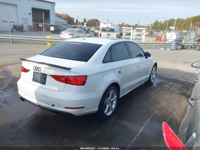 2015 AUDI A3 WAUACGFF8F1139826 Photo 3