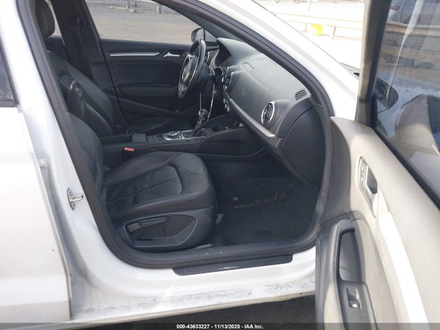 2015 AUDI A3 WAUACGFF8F1139826 Photo 4