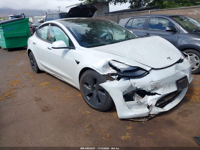 2023 Tesla Model 3 Long Range Dual Motor All-wheel Drive მანქანა იყიდება აუქციონზე, vin: 5YJ3E1EB7PF391691, აუქციონის ნომერი: 43633237