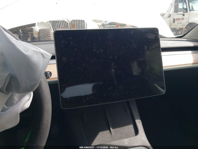 2023 Tesla Model 3 Long Range Dual Motor All-wheel Drive მანქანა იყიდება აუქციონზე, vin: 5YJ3E1EB7PF391691, აუქციონის ნომერი: 43633237