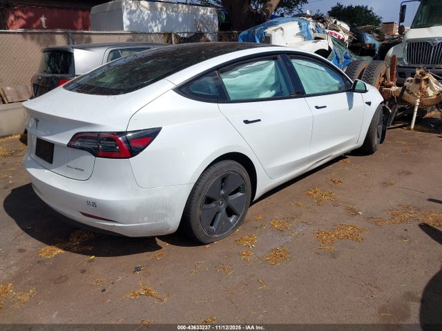 2023 Tesla Model 3 Long Range Dual Motor All-wheel Drive მანქანა იყიდება აუქციონზე, vin: 5YJ3E1EB7PF391691, აუქციონის ნომერი: 43633237