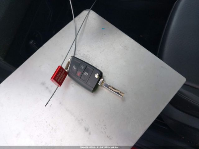 2020 VOLKSWAGEN TIGUAN 3VV3B7AX0LM027147 Photo 10