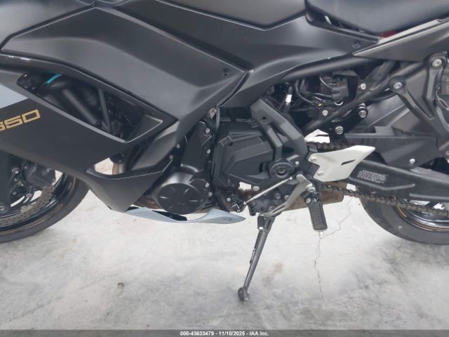 2023 KAWASAKI EX650 ML5EXER19PDA83910 Photo 8