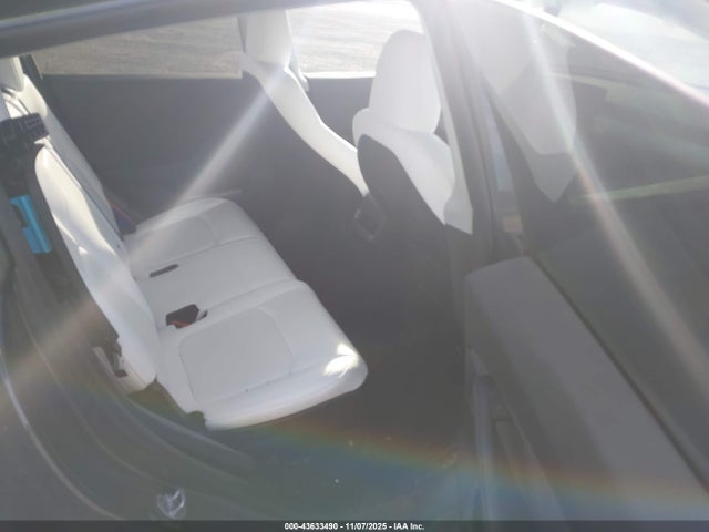 2024 TESLA MODEL Y 7SAYGAEEXRF176838 Photo 7