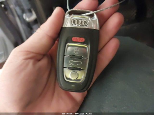 Продаж на аукціоні авто 2015 Audi A4 2.0t Premium, vin: WAUAFAFL9FN036840, номер лоту: 43633507