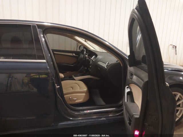 Продаж на аукціоні авто 2015 Audi A4 2.0t Premium, vin: WAUAFAFL9FN036840, номер лоту: 43633507