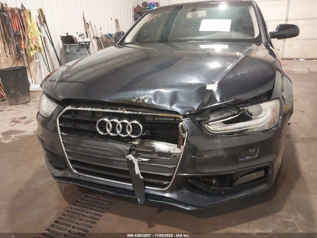 Продаж на аукціоні авто 2015 Audi A4 2.0t Premium, vin: WAUAFAFL9FN036840, номер лоту: 43633507