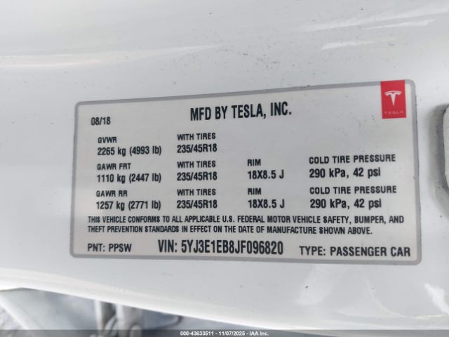 2018 TESLA MODEL 3 5YJ3E1EB8JF096820 Photo 8