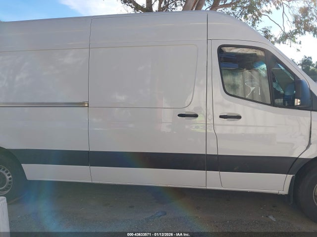 Продажа на аукционе авто 2024 Mercedes-benz Sprinter 2500 High Roof 4-cyl Diesel, vin: W1Y4KCHY2RT166633, номер лота: 43633571