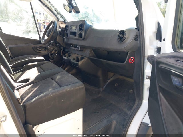 Продажа на аукционе авто 2024 Mercedes-benz Sprinter 2500 High Roof 4-cyl Diesel, vin: W1Y4KCHY2RT166633, номер лота: 43633571