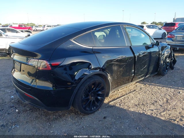43633590 :رقم المزاد ، 7SAYGAEE8RF081064 vin ، 2024 Tesla Model Y Long Range Dual Motor All-wheel Drive مزاد بيع