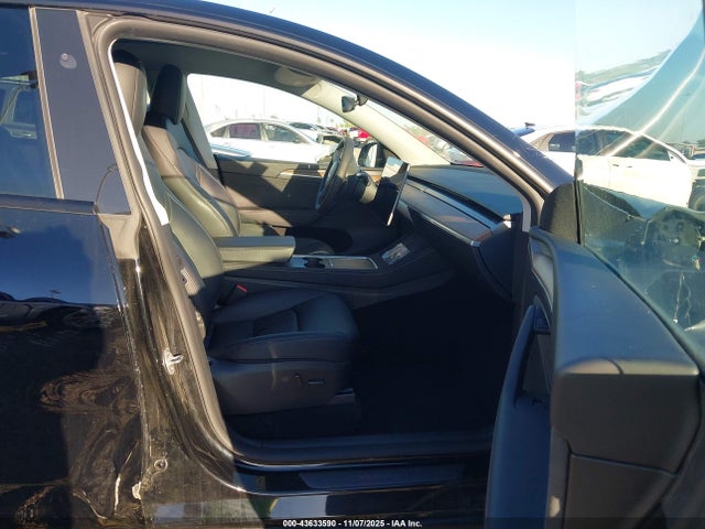 43633590 :رقم المزاد ، 7SAYGAEE8RF081064 vin ، 2024 Tesla Model Y Long Range Dual Motor All-wheel Drive مزاد بيع
