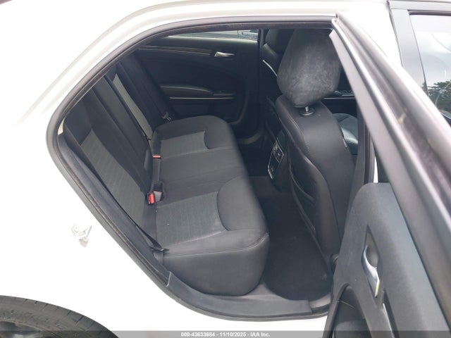 Aukcja sprzedaży 2019 Chrysler 300 Touring, vin: 2C3CCAAG2KH610300, numer aukcji: 43633684