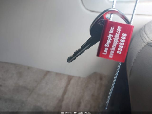 2004 GMC YUKON XL 1500 3GKEC16Z94G215018 Photo 10