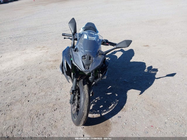 2022 KAWASAKI EX650 ML5EXEN17NDA50052 Photo 4