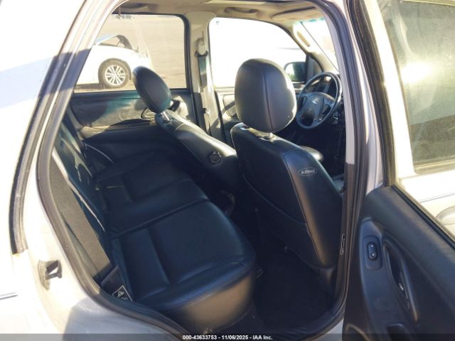 2003 FORD ESCAPE 1FMCU94173KA69460 Photo 7